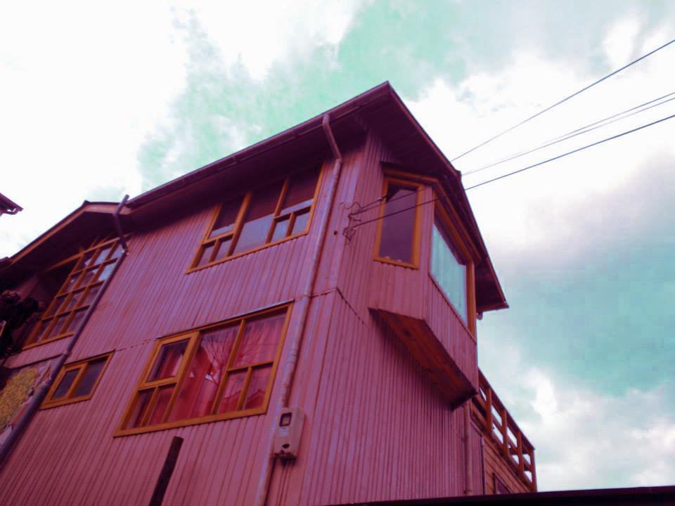 Pink House Angelmo Bed & Breakfast Puerto Montt Exterior photo