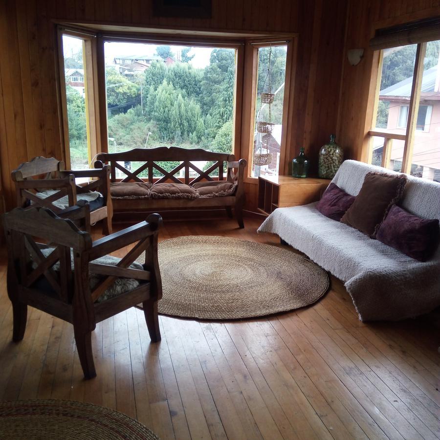 Pink House Angelmo Bed & Breakfast Puerto Montt Exterior photo